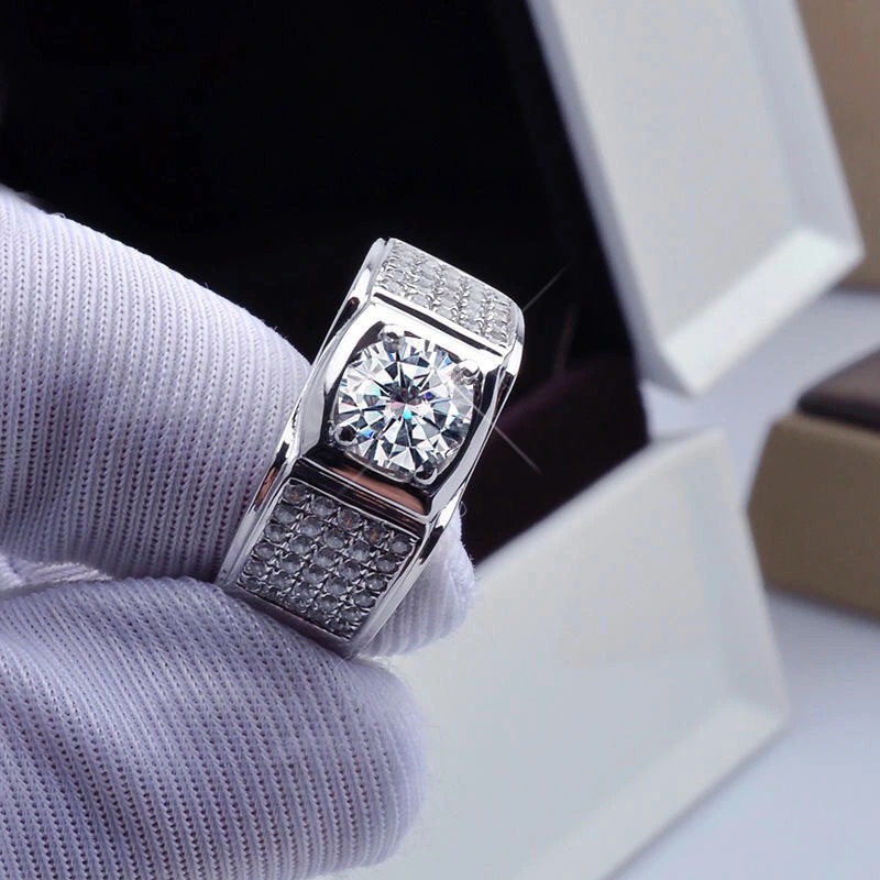 Moissanite Engagement Ring 1 Carat - Nova simulação de quatro garras moissanite