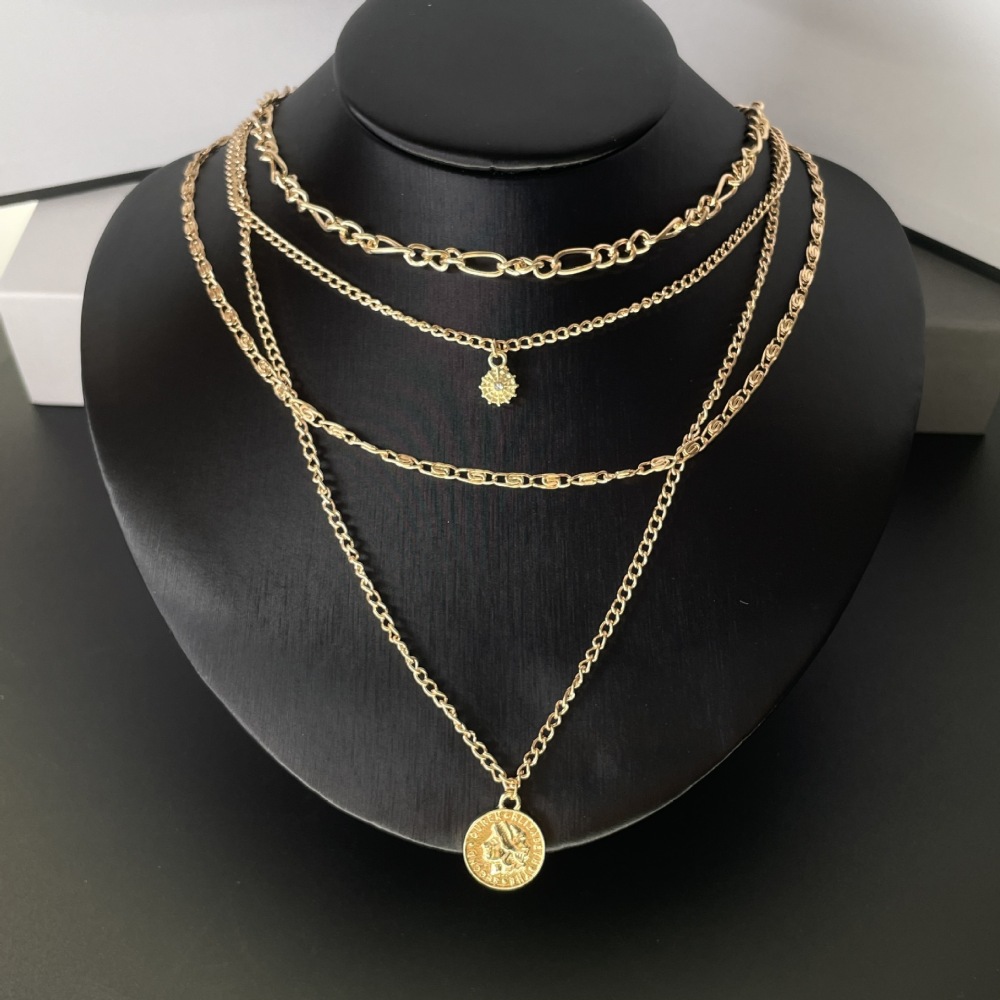 Colar com Pingente de Retrato  - Layered Pendant Necklace Aesthetic avaliação e preço