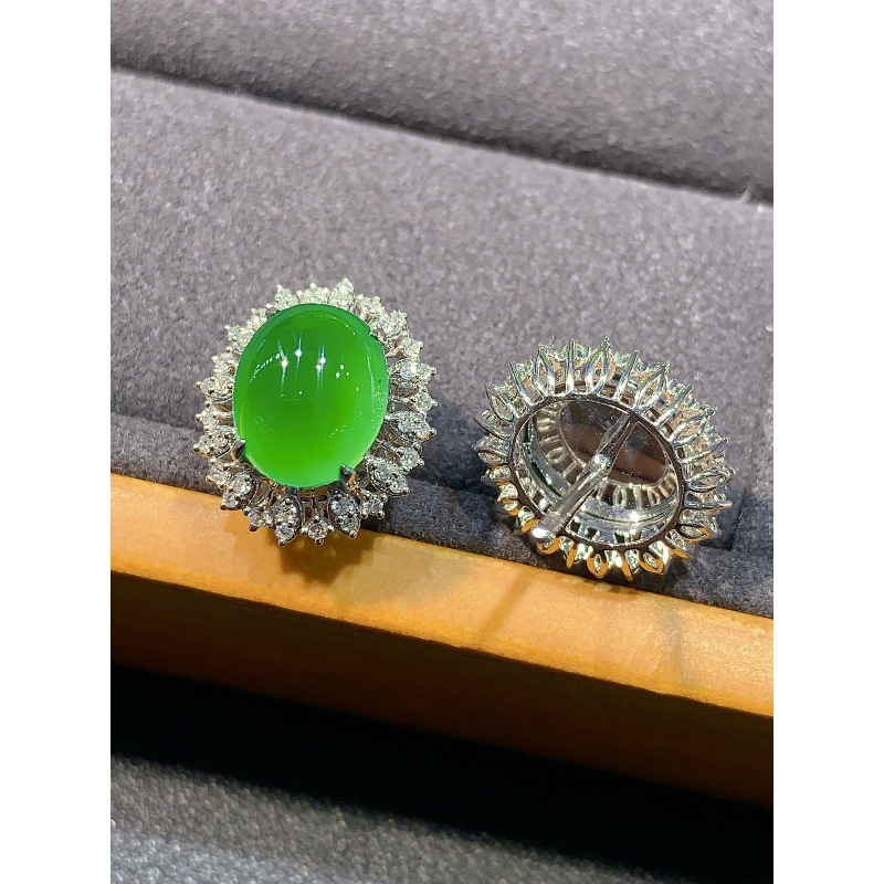 Brincos de jadeíte verde tipo  - Earrings avaliação e preço