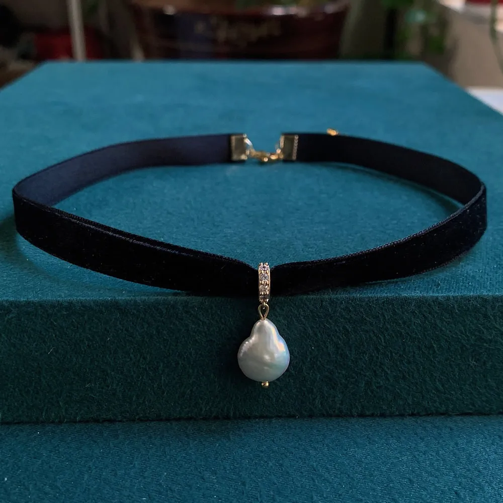 Gargantilha de fita veludo pre - Pearl Choker Necklace Vintage avaliação e preço
