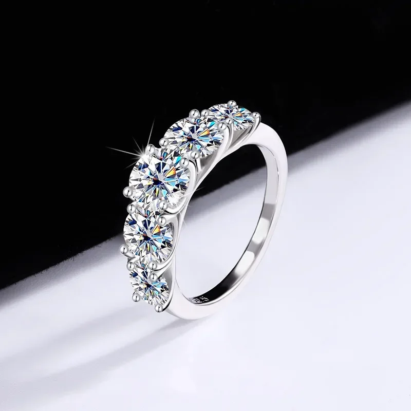 Aliança de casamento luxuosa e - Moissanite Engagement Ring 1 Carat avaliação e preço