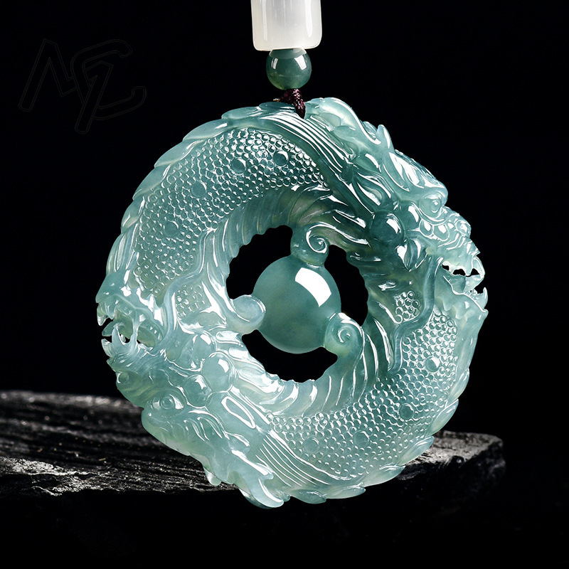 Colar com Pingente de Jade Nat - Necklaces avaliação e preço