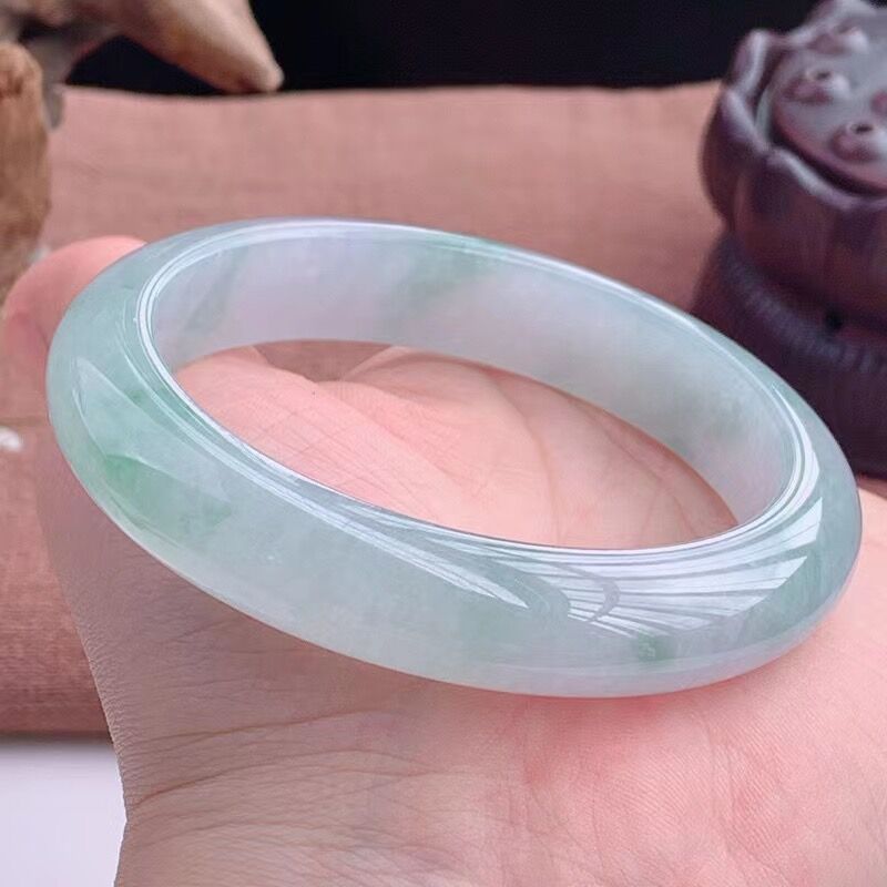 Pulseira de jadeíta de cor úni - Bracelets avaliação e preço