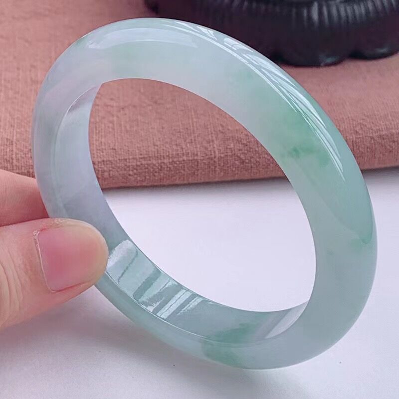 Pulseira de jadeíta de cor úni - Bracelets avaliação e preço