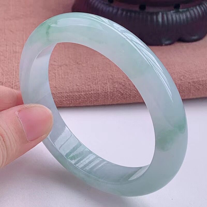 Pulseira de jadeíta de cor úni - Bracelets avaliação e preço