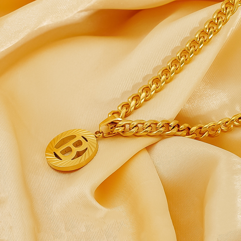 Colar inicial de corrente cuba - Initial Letter Necklace 18K Gold avaliação e preço