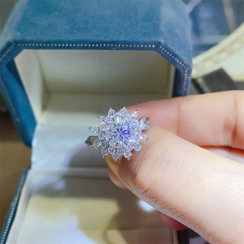 Anel de luxo em ouro branco e  - Moissanite Engagement Ring 1 Carat avaliação e preço